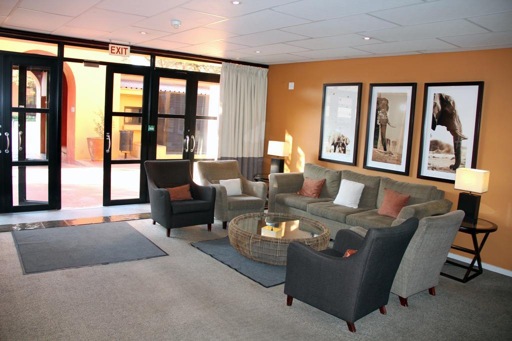 Illovo Hotel Johannesburg Luaran gambar